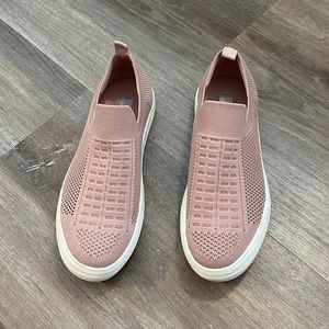Steve Madden Daray mesh slip-on shoes